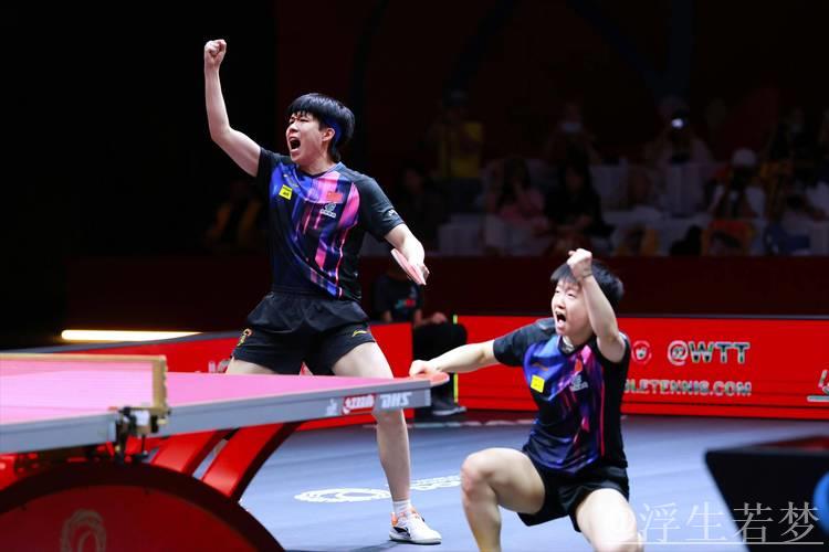 3-0!莎头击败日本队晋级决赛,王楚钦频频爆冲,张本美和出洋相 3-0!莎头击败日本队晋级决赛,王楚钦频频爆冲,张本美和出洋相